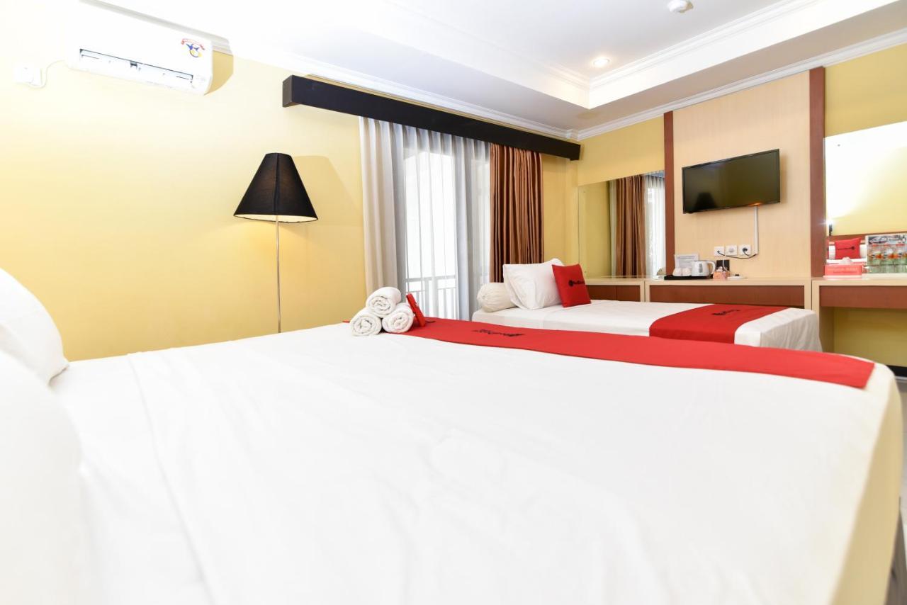 Reddoorz Plus Near Mall Bali Galeria 2 Hotel Denpasar  Exterior photo