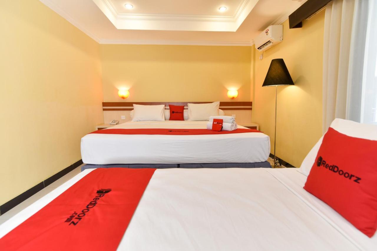 Reddoorz Plus Near Mall Bali Galeria 2 Hotel Denpasar  Exterior photo